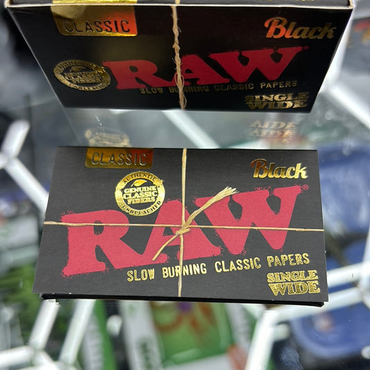 Raw black, single wide, rolling papers
