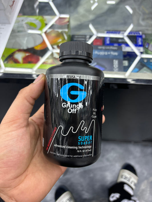 Grunge off super soaker cleaning technology