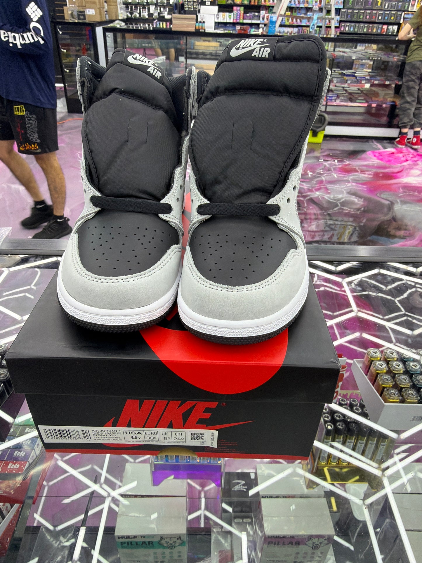 Air Jordan 1 Retro OG GS Sz 7Y