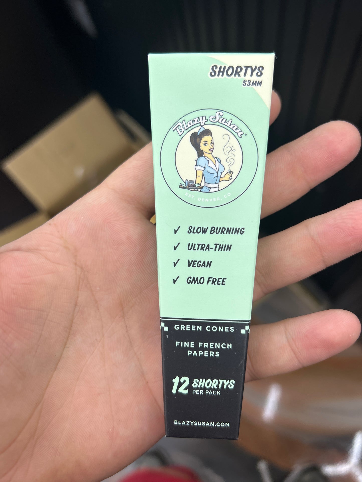 Blazing Susan 12 shortys cones green