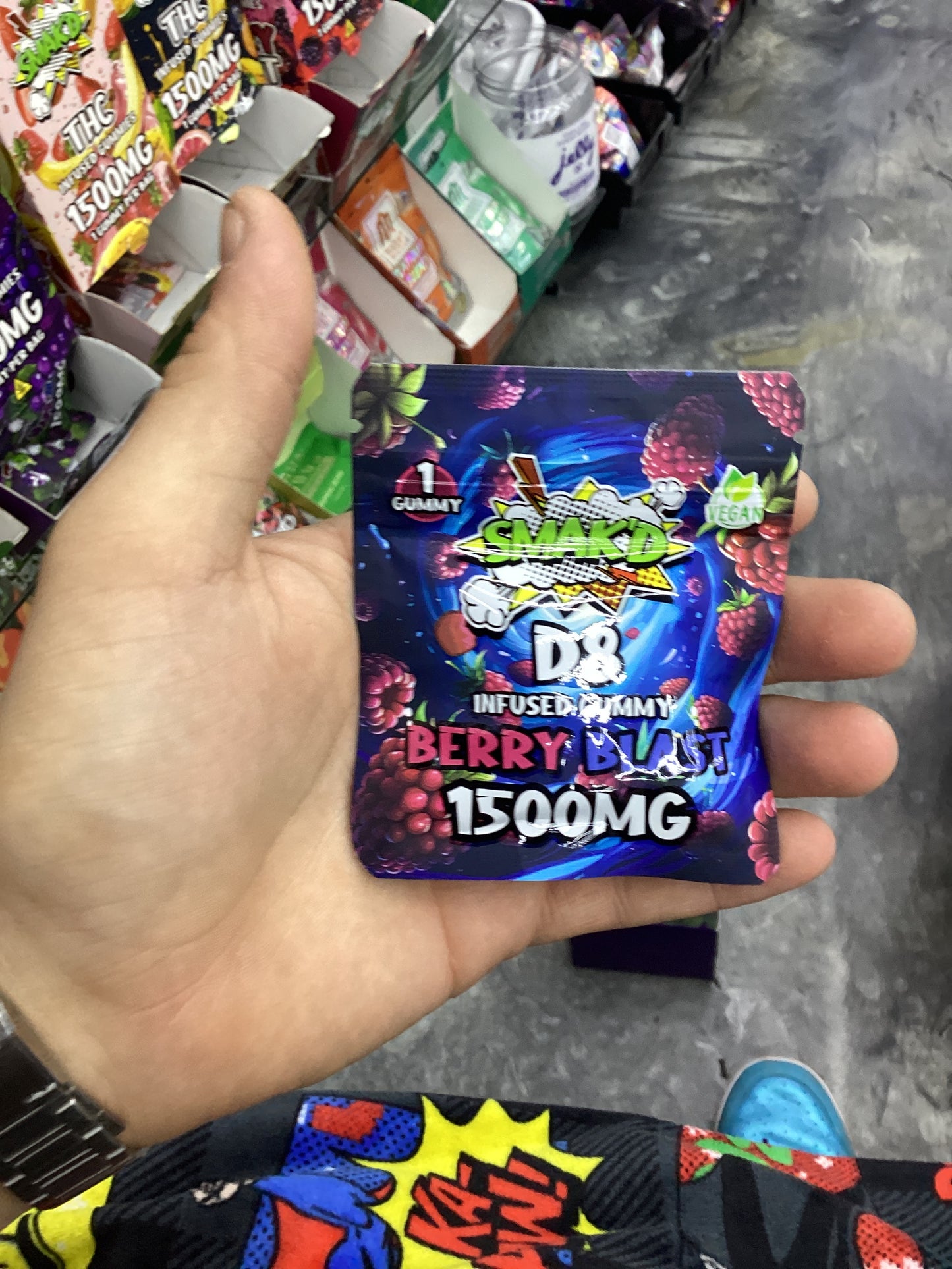Smak’d d8 infuse gummy’s 1500MG 1 gummy per bag berry blast