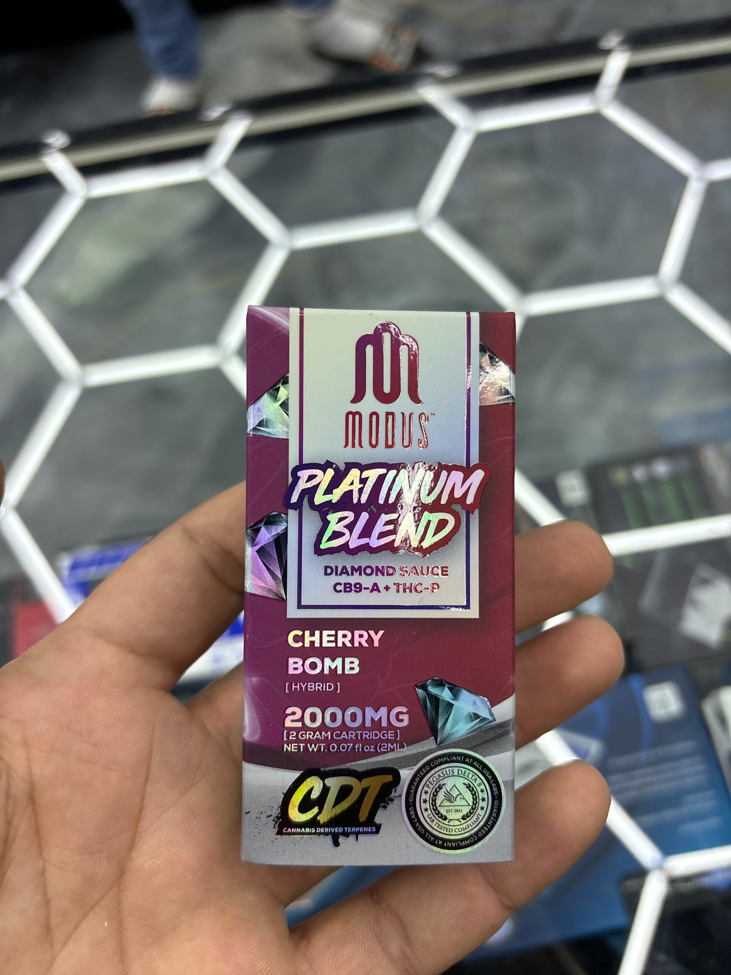 Modus platinum blend cherry bomb hybrid 2g cartridge