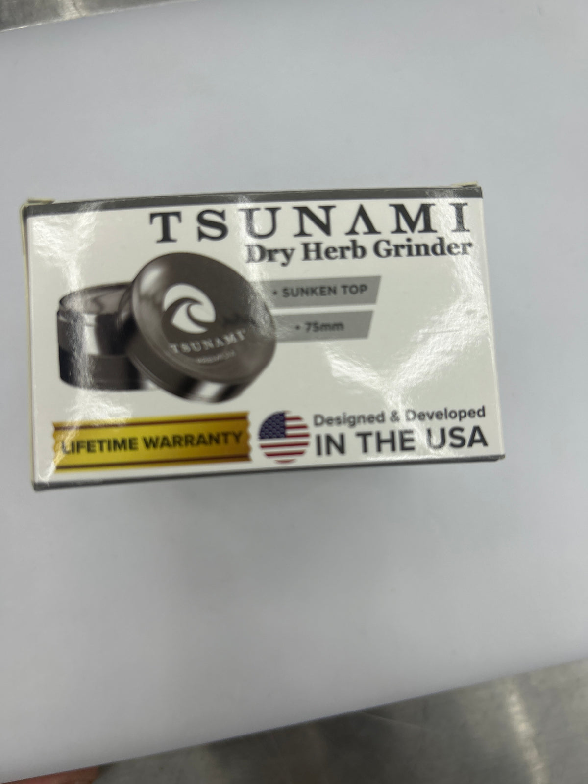 Tsunami dry herb grinder grey
