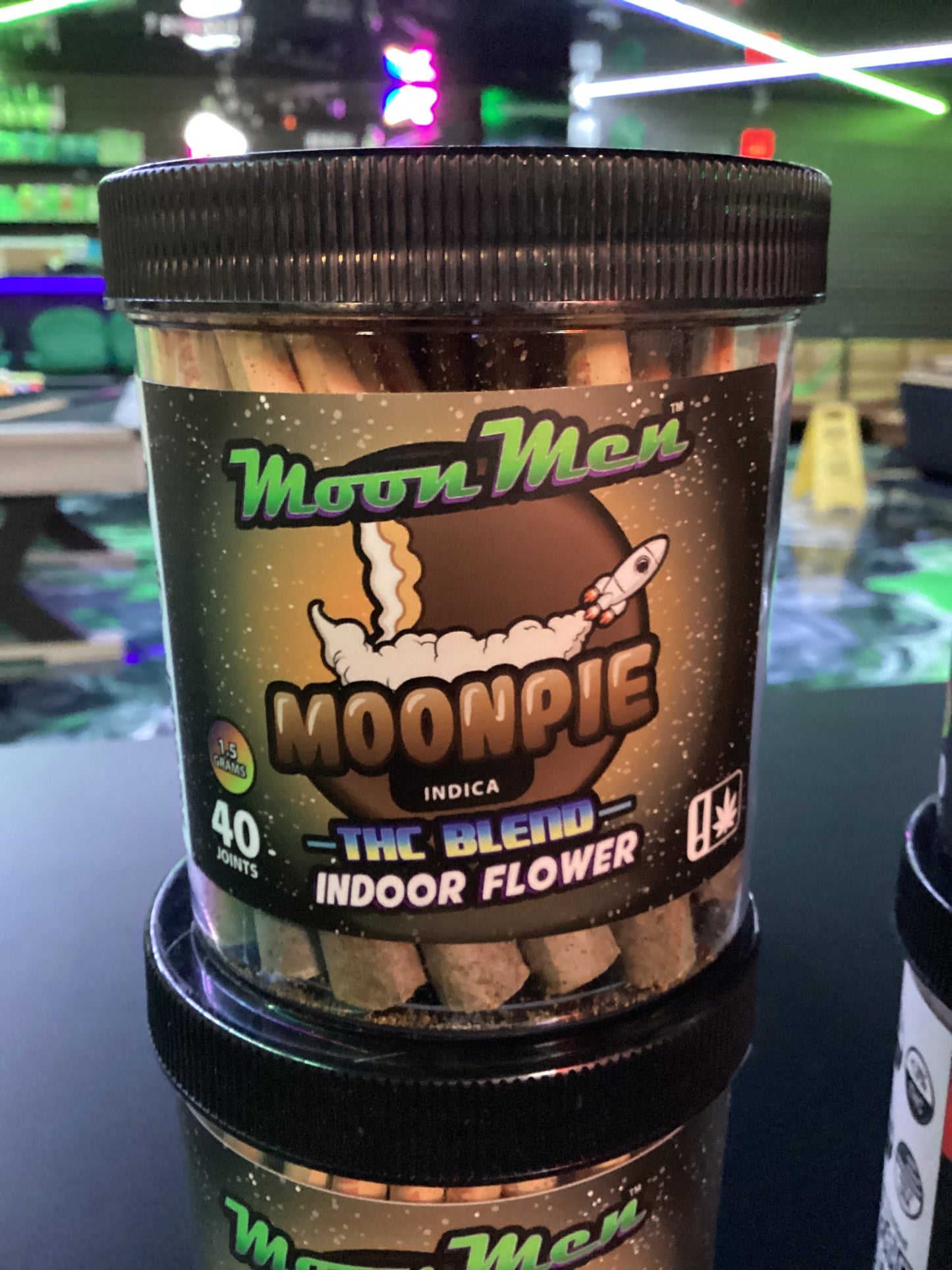 Moon man prerolls 40ct 1.5g each moon pie indica