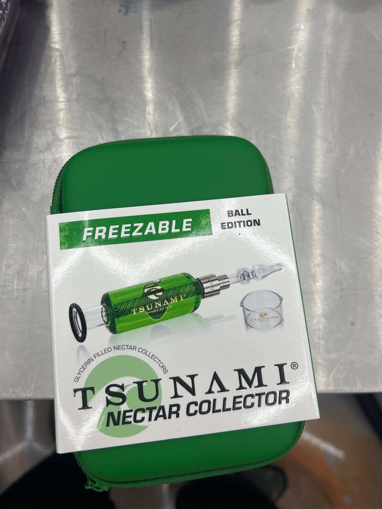 Tsunami nectar collector freezable ball edition green