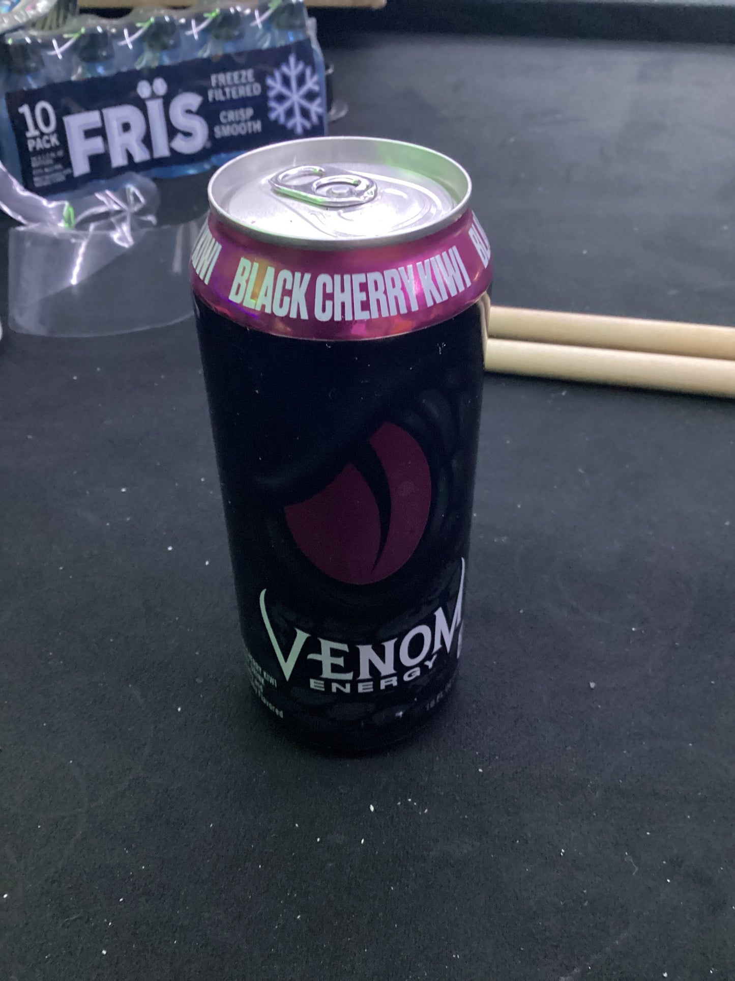 Venom blackcherry kiwi 16oz
