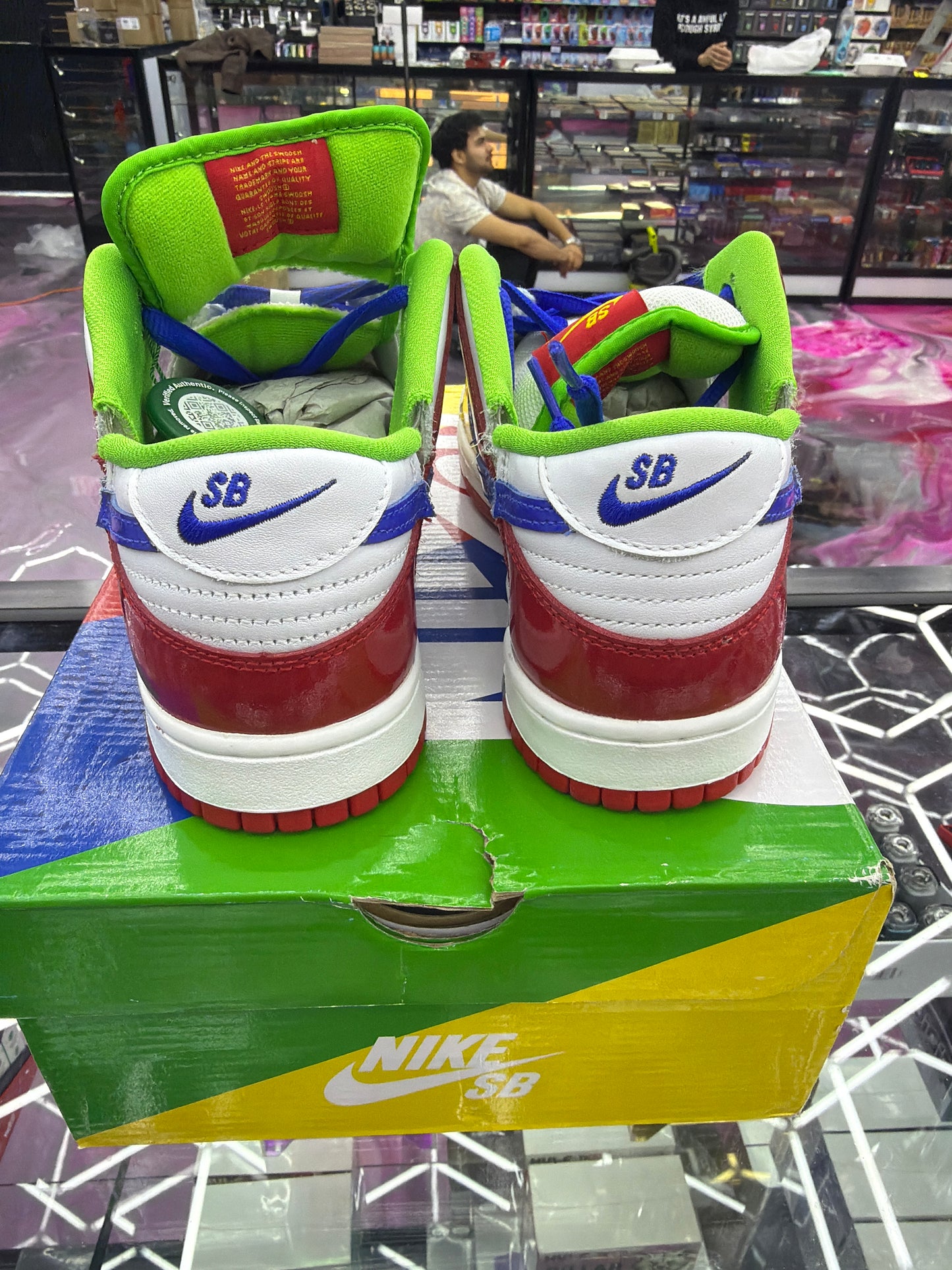 Nike SB dunk low sandy bodecker Sz 9.5