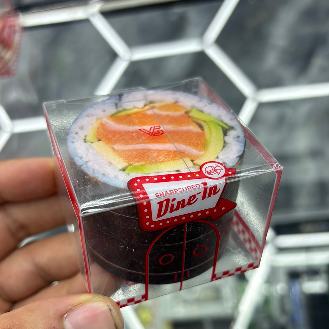 Sharpshred dine in grinder sushi roll