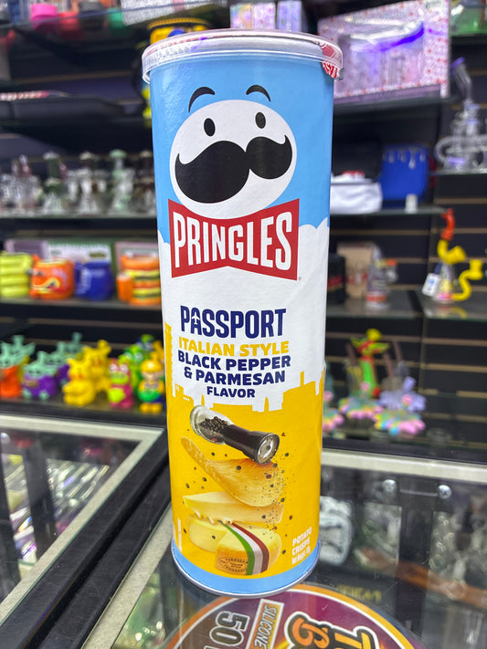 Pringles passport Italian style black pepper & Parmesan flavor