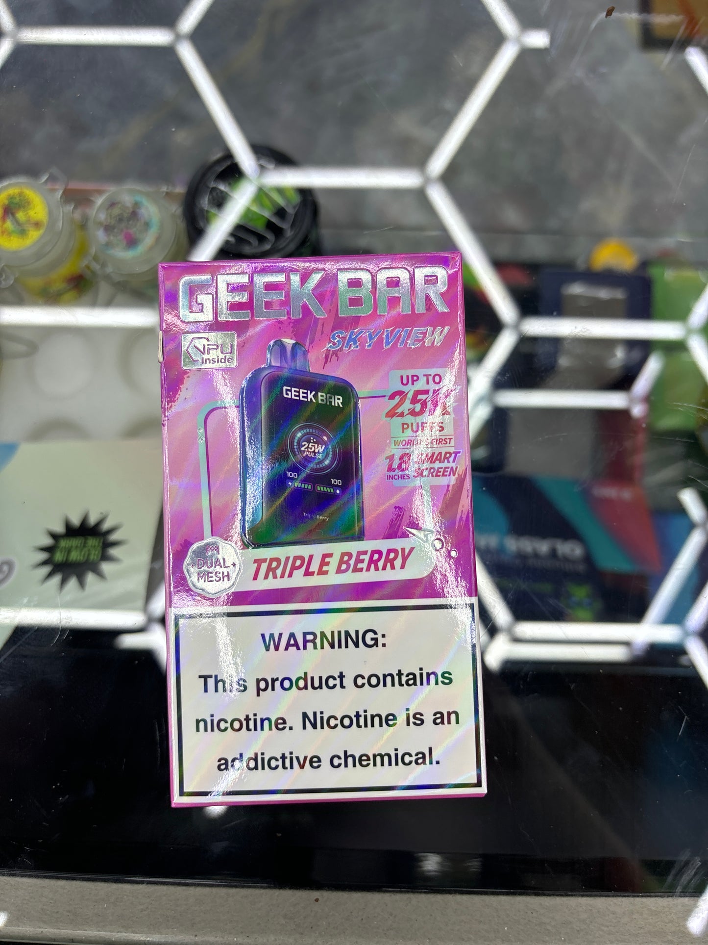 Geek bar skyview triple berry