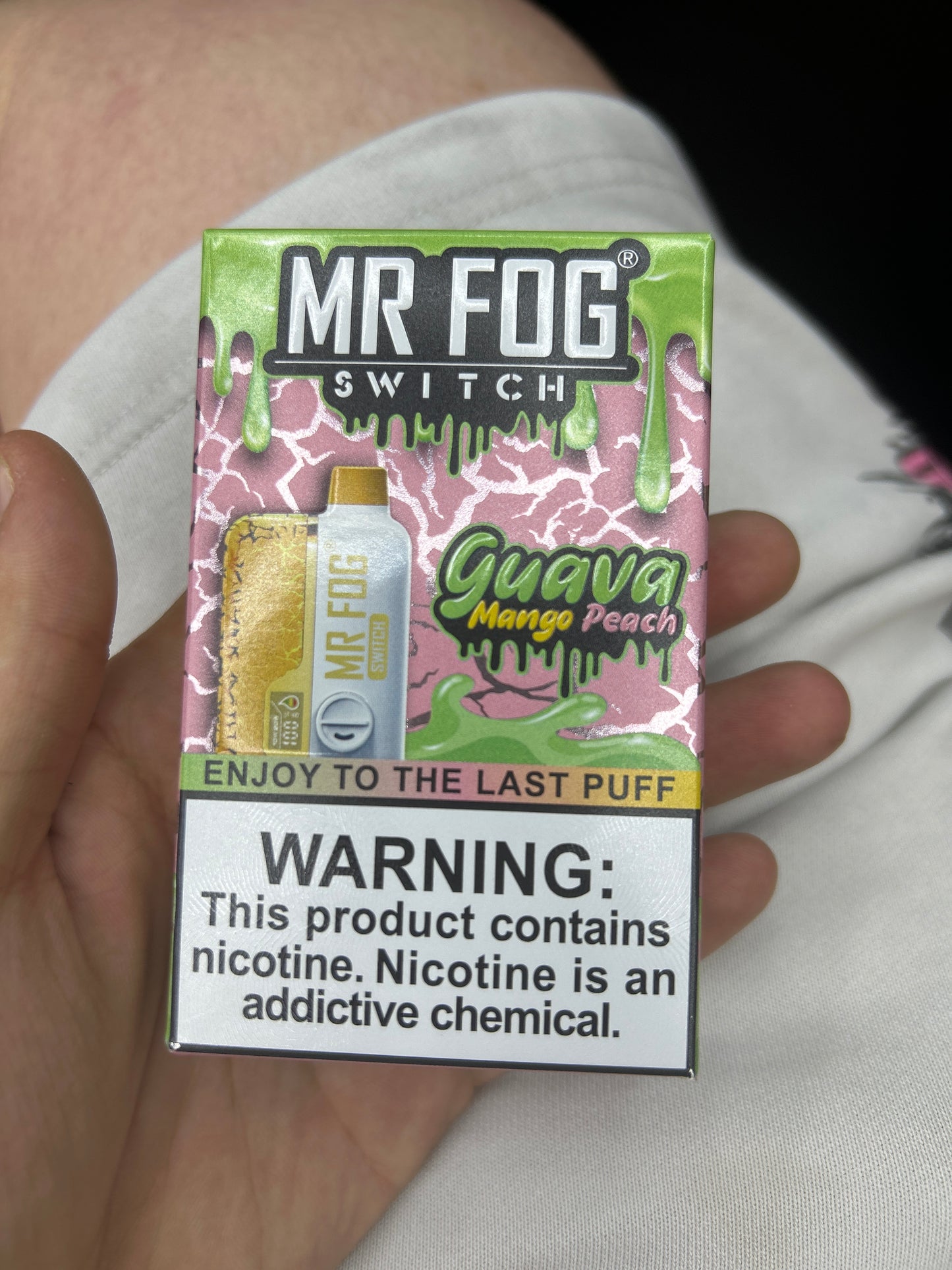 Mr fog switch 5500 hits guava mango peach
