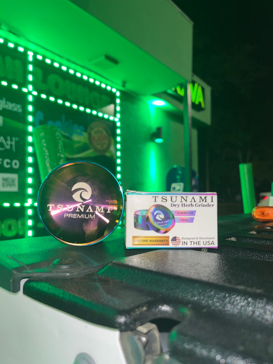 Tsunami dry herb grinder rainbow