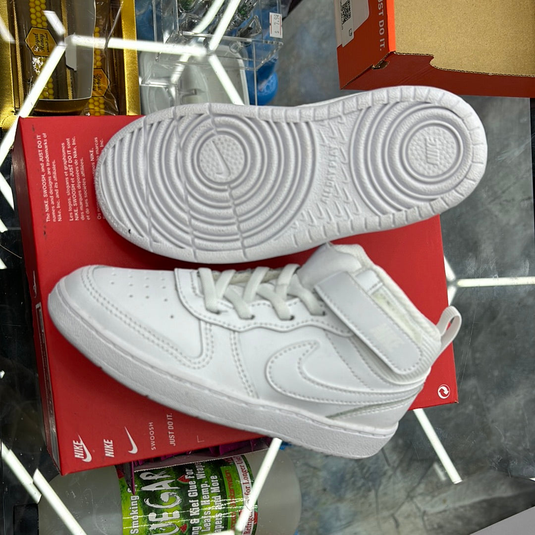 Court borough mid 2 why blank/white blank 10 C ￼