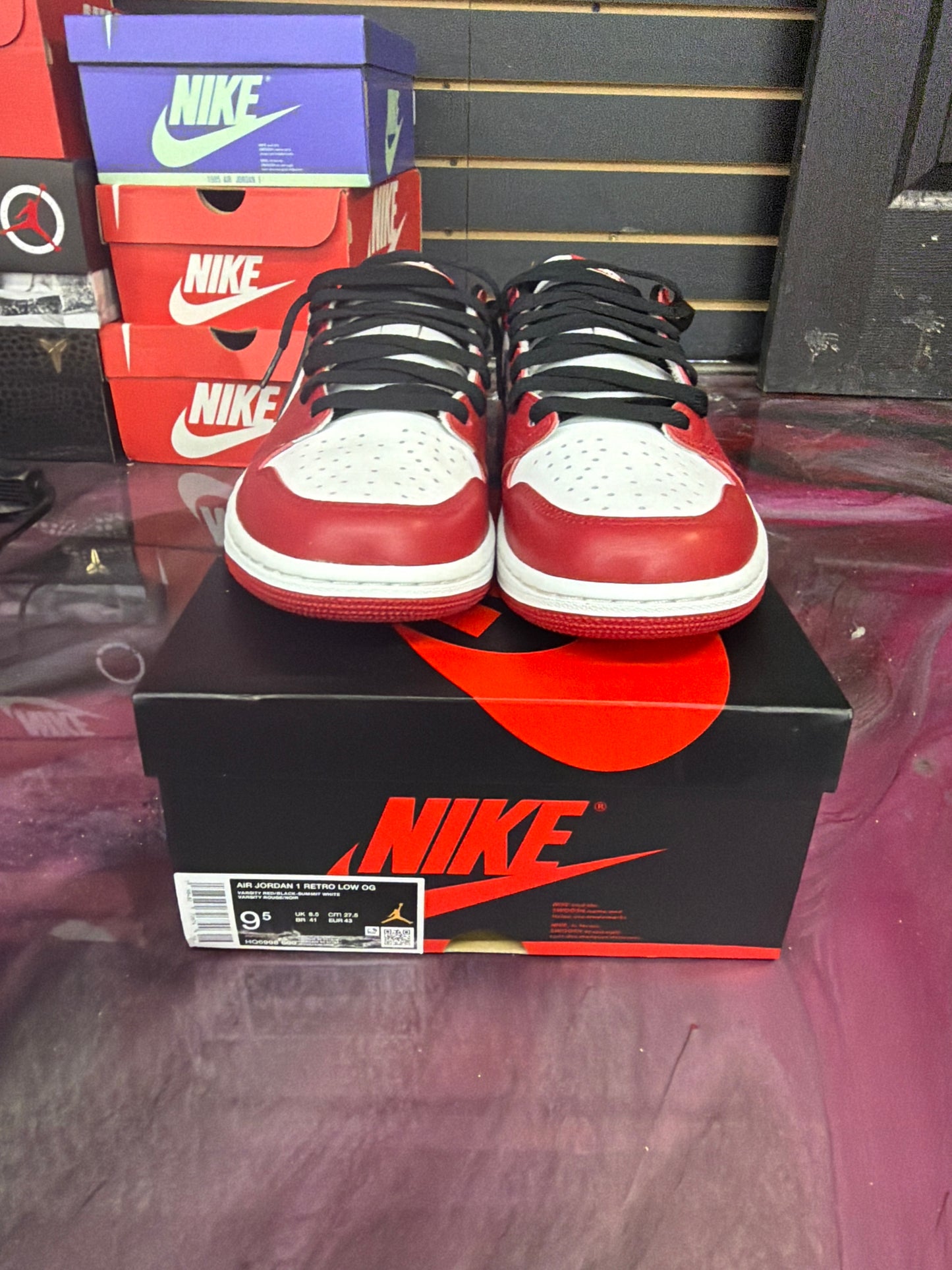 Air Jordan 1 Retro Low OG Chicago (2025) Size 9.5