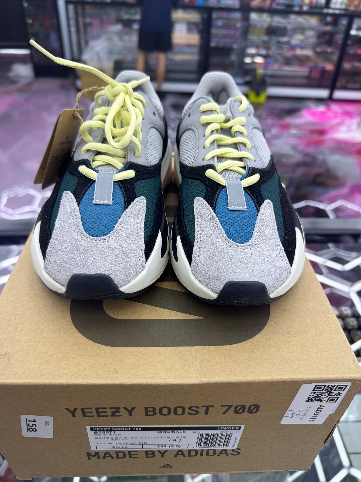 Adidas Yeezy Boost 700 Wave Runner Sz 5