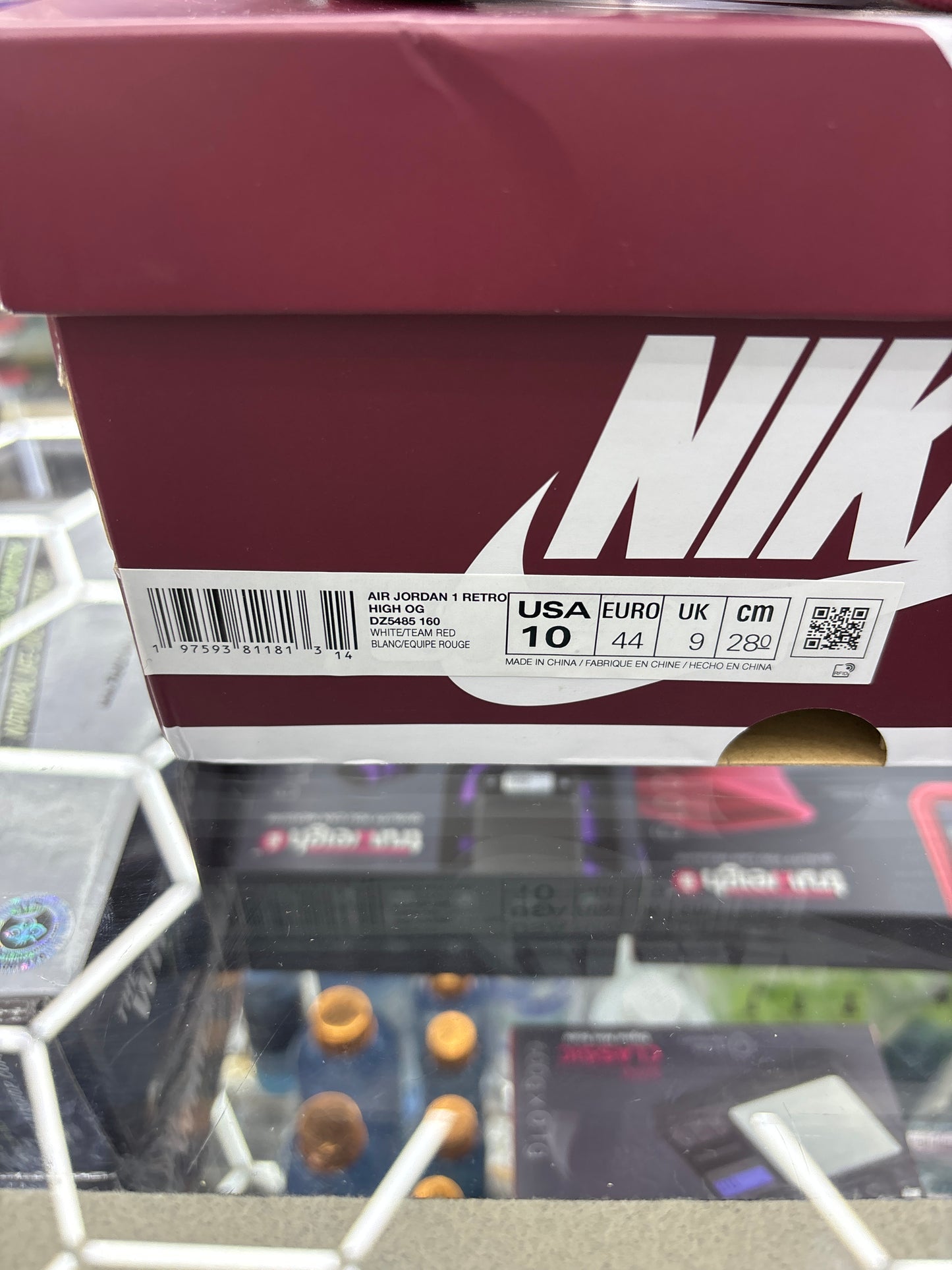 Air Jordan one retro high OG white/Team red size 10m