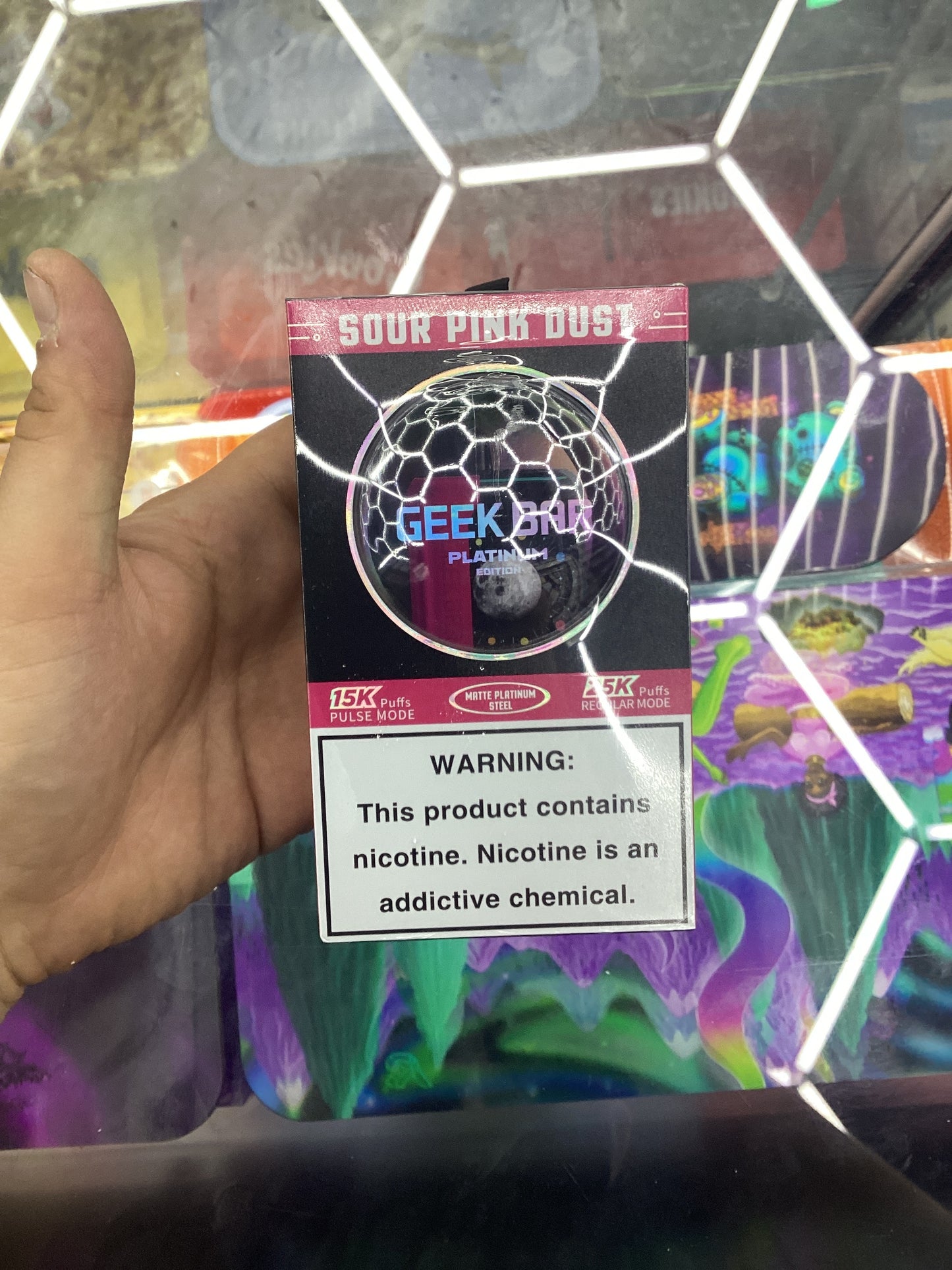 Geek bar platinum sour pink dust