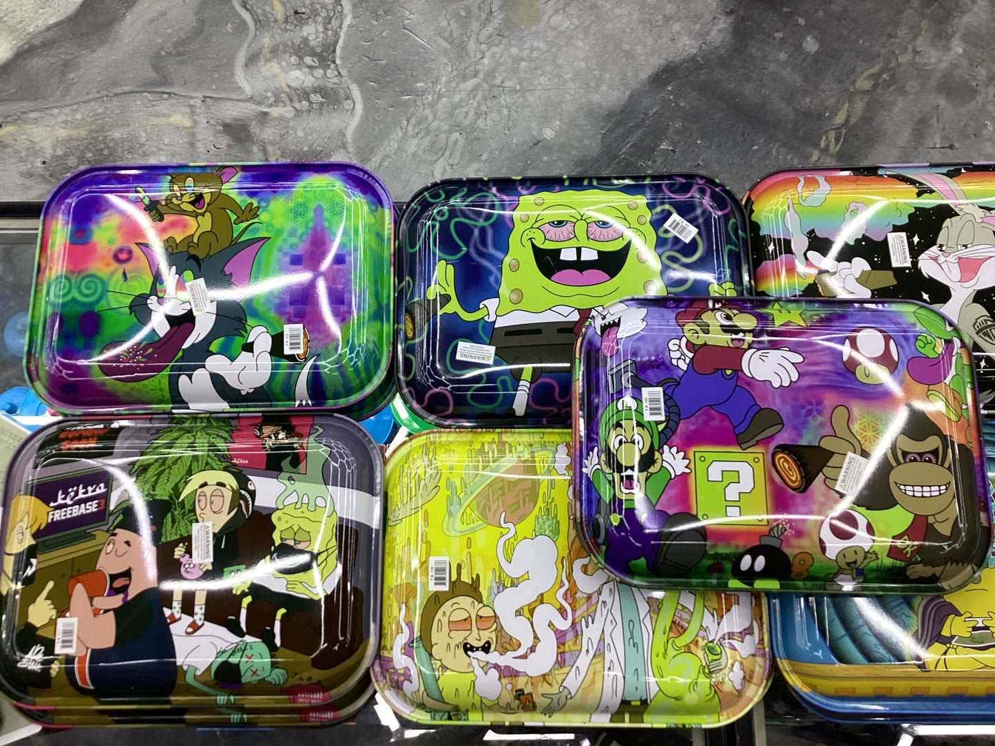 Large rolling tray with 3d lid