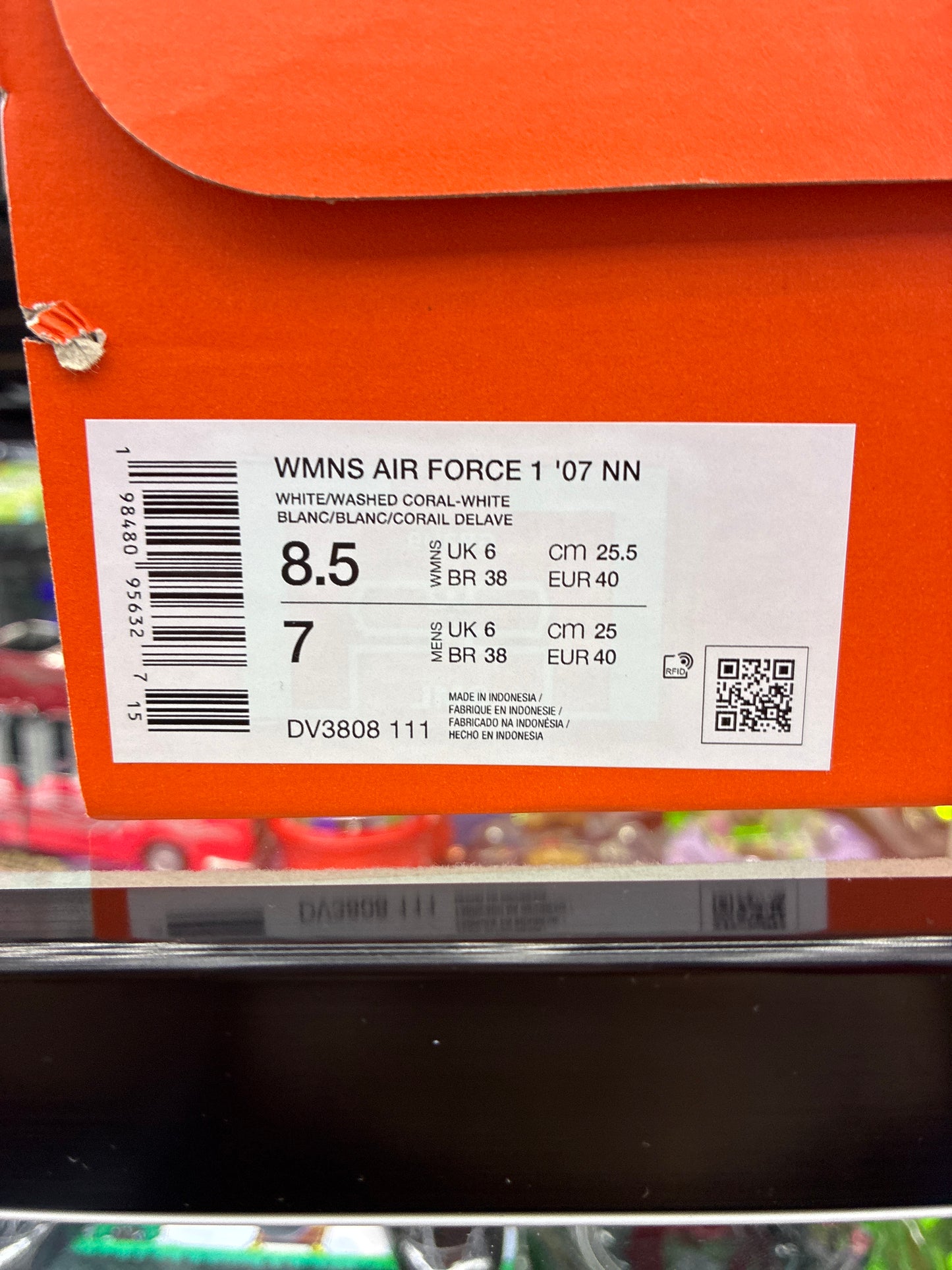 Wmns Air Force 1 07 NN size 8.5