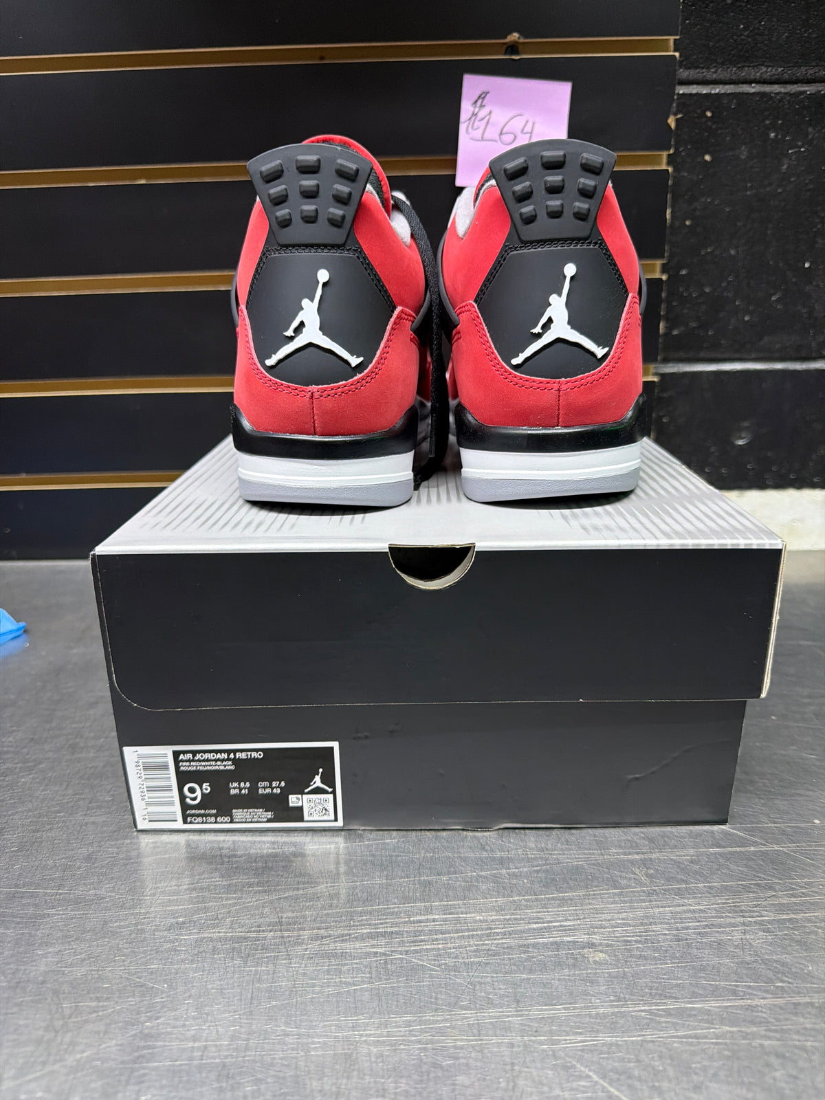 Jordan 4 Retro Toro Bravo (2026) Size 9.5