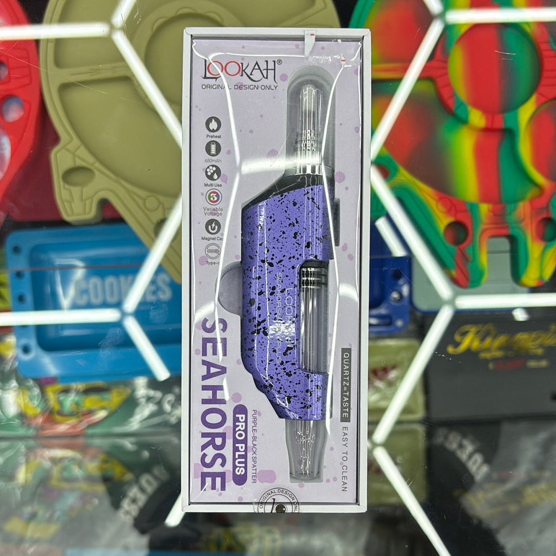 Lookah seahorse pro plus purple & black splattered dots