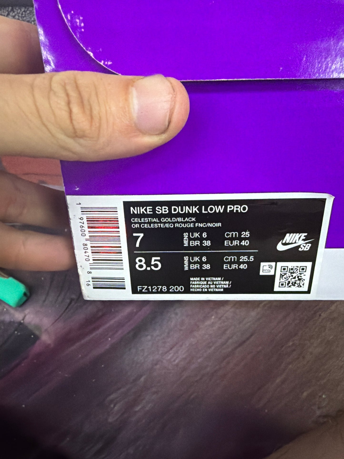 Nike SB Dunk Low City of Cinema size 7