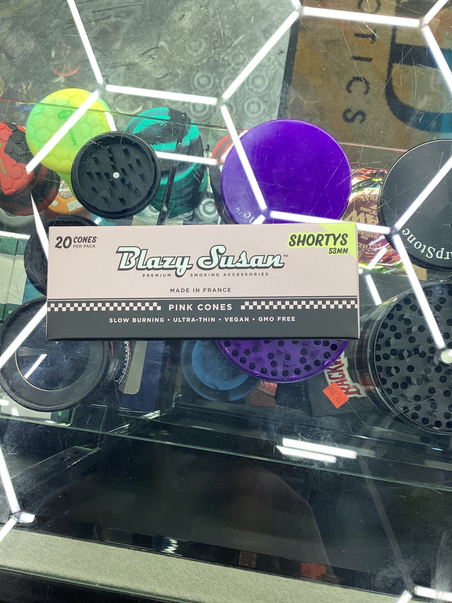 Blazy Susan shorty 53mm pre rolled cones pink 20ct