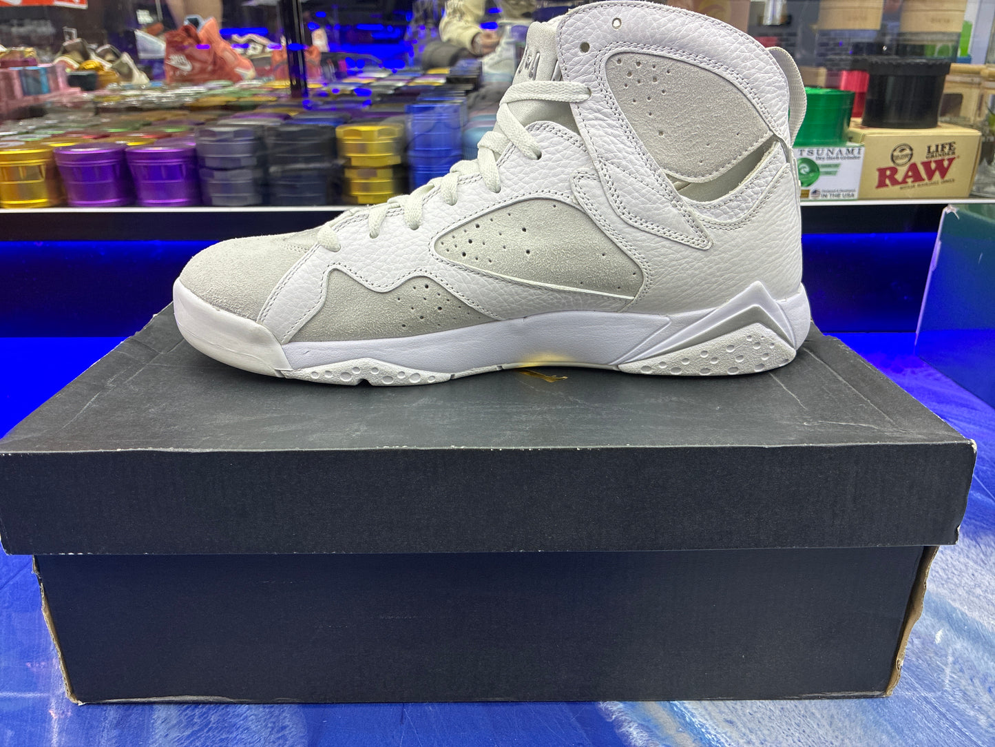 Air Jordan 7 pure platinum size 11