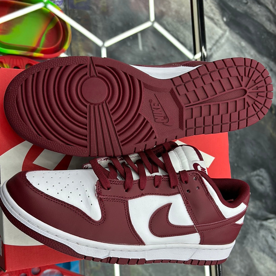 Nike dunk low retro team red/team red white size 11 M