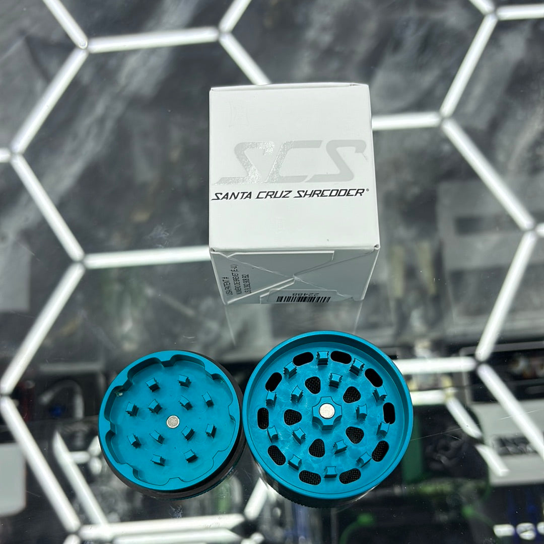 Santa Cruz shredder, blue medium grinder