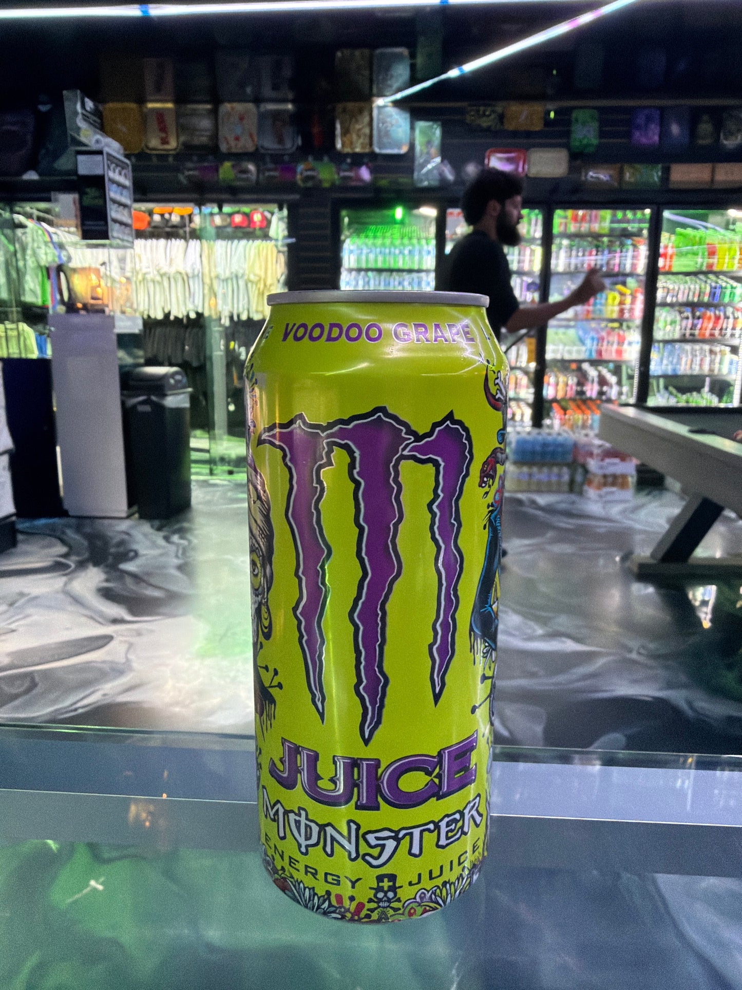 Monster energy voodoo grape 16 oz
