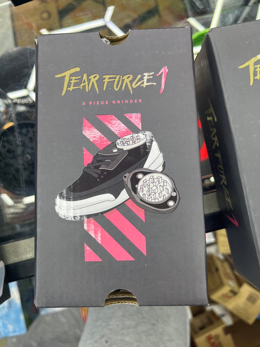 Fear force 1 3piece grinder
