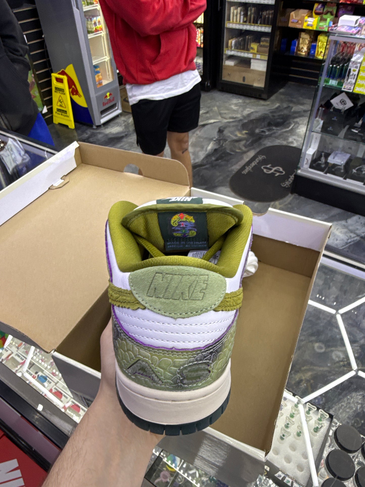 Nike SB Dunk Low Alexis Sablone Chameleon size 9.5