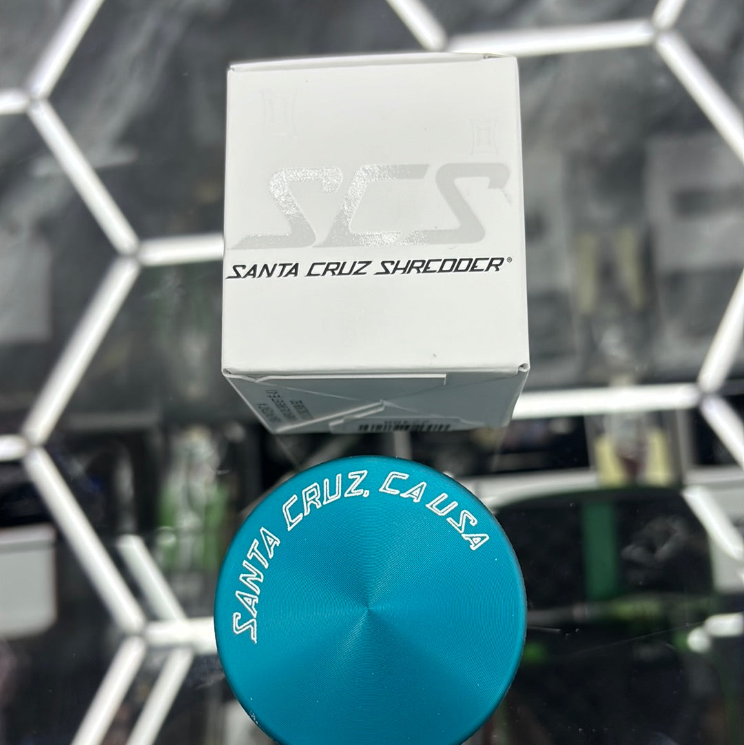 Santa Cruz shredder, blue medium grinder