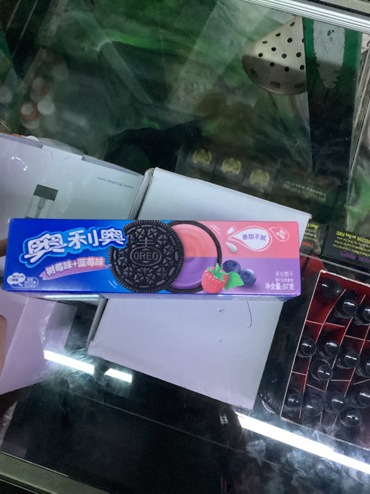 Oreo cookies raspberry blueberry