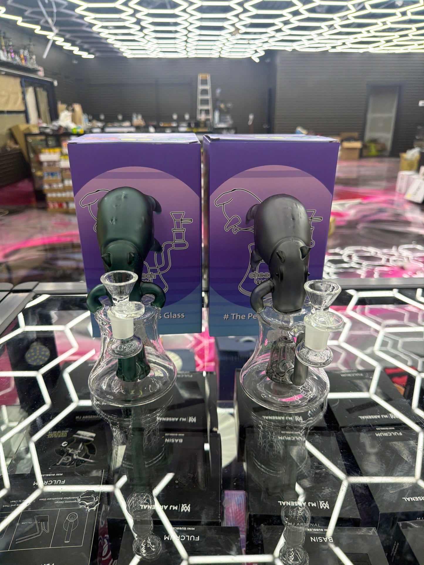 Cheech Water pipe Ch-303 Hippo diving