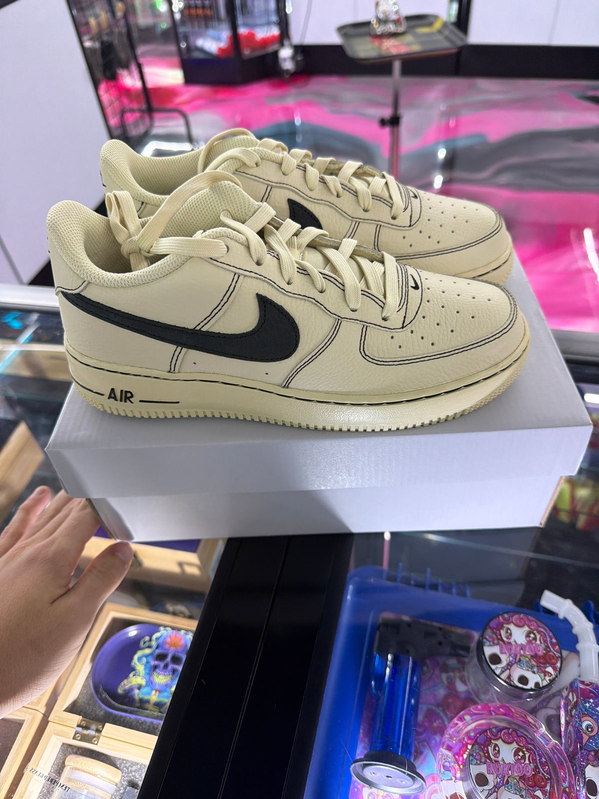 Nike Air Force 1 Low '07 LV8 Light Khaki Black (GS) Size 6y