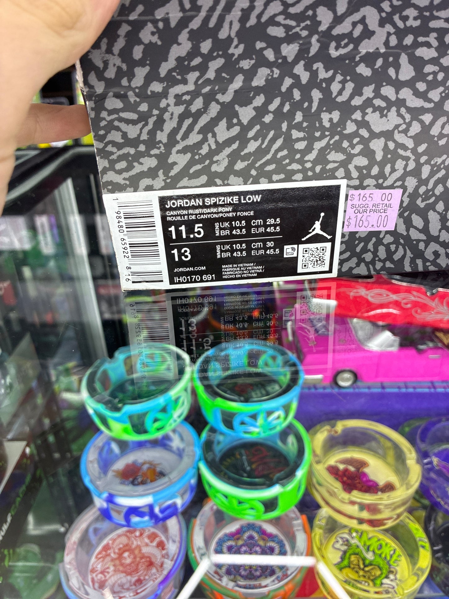 Jordan spizike low size 11.5