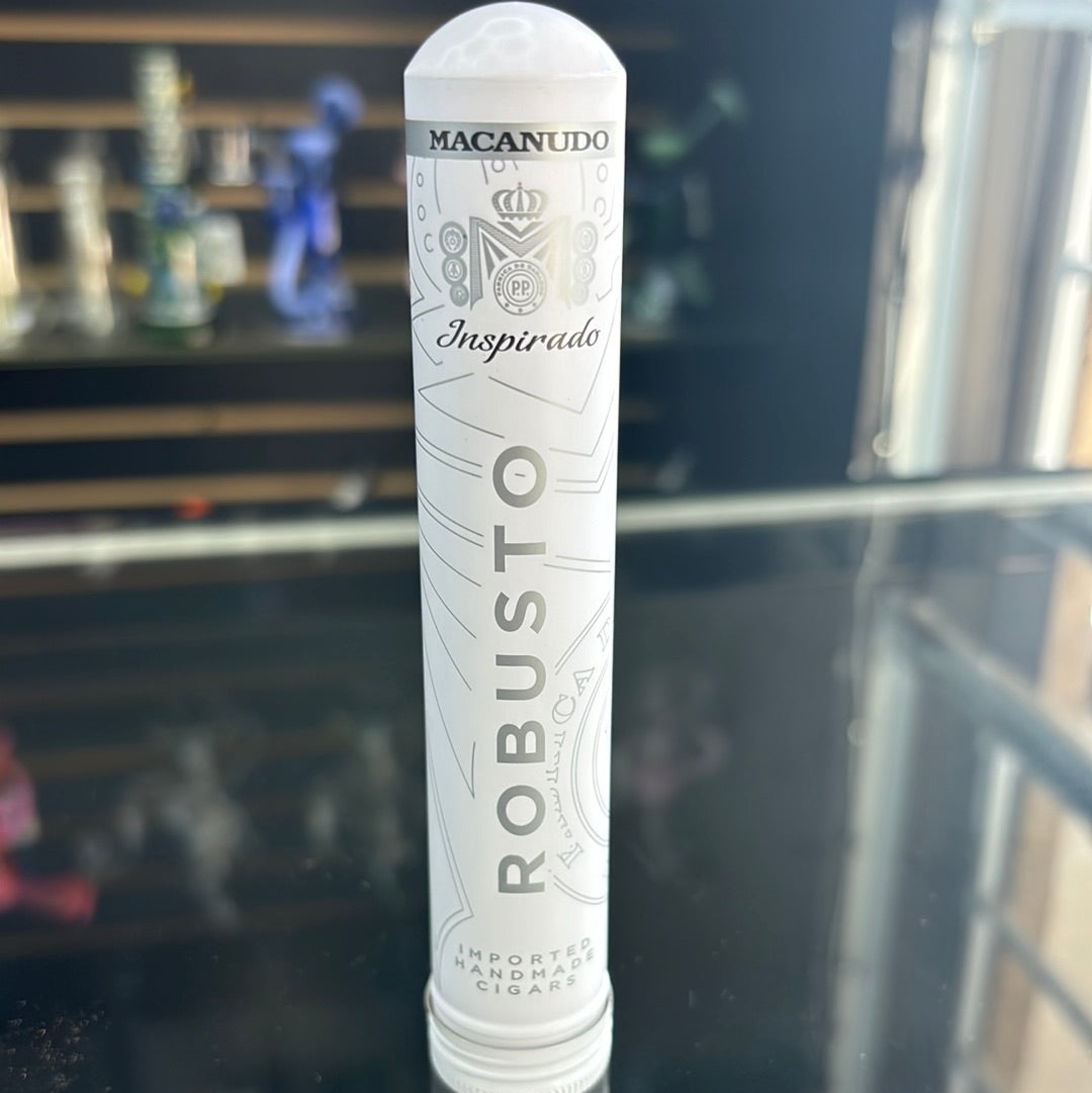 Macanudo robusto inspirado white
