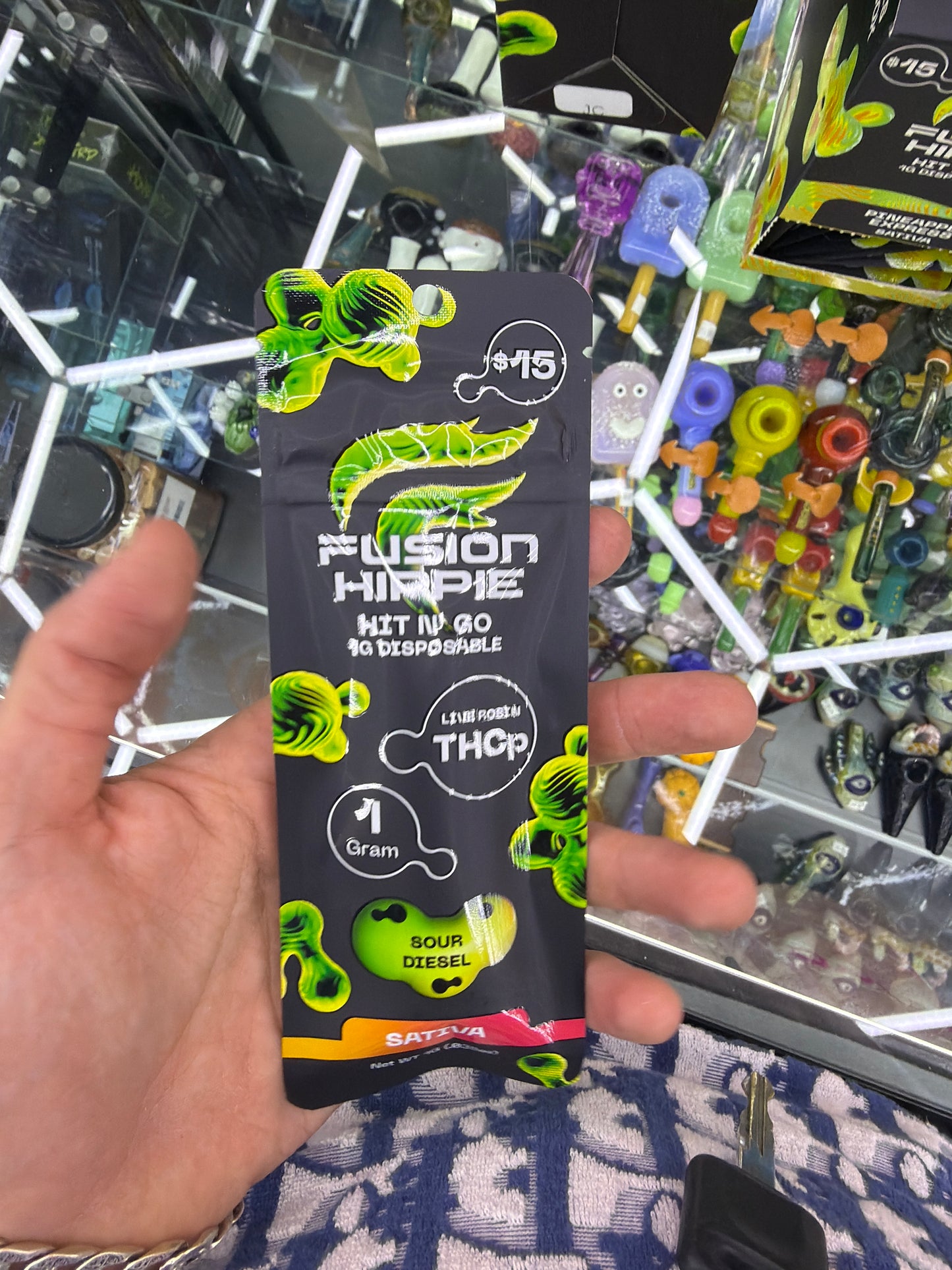 Fusion Hippie Hit N’ Go Live Rosin Thcp 1g Disposable Sativa Sour Diesel