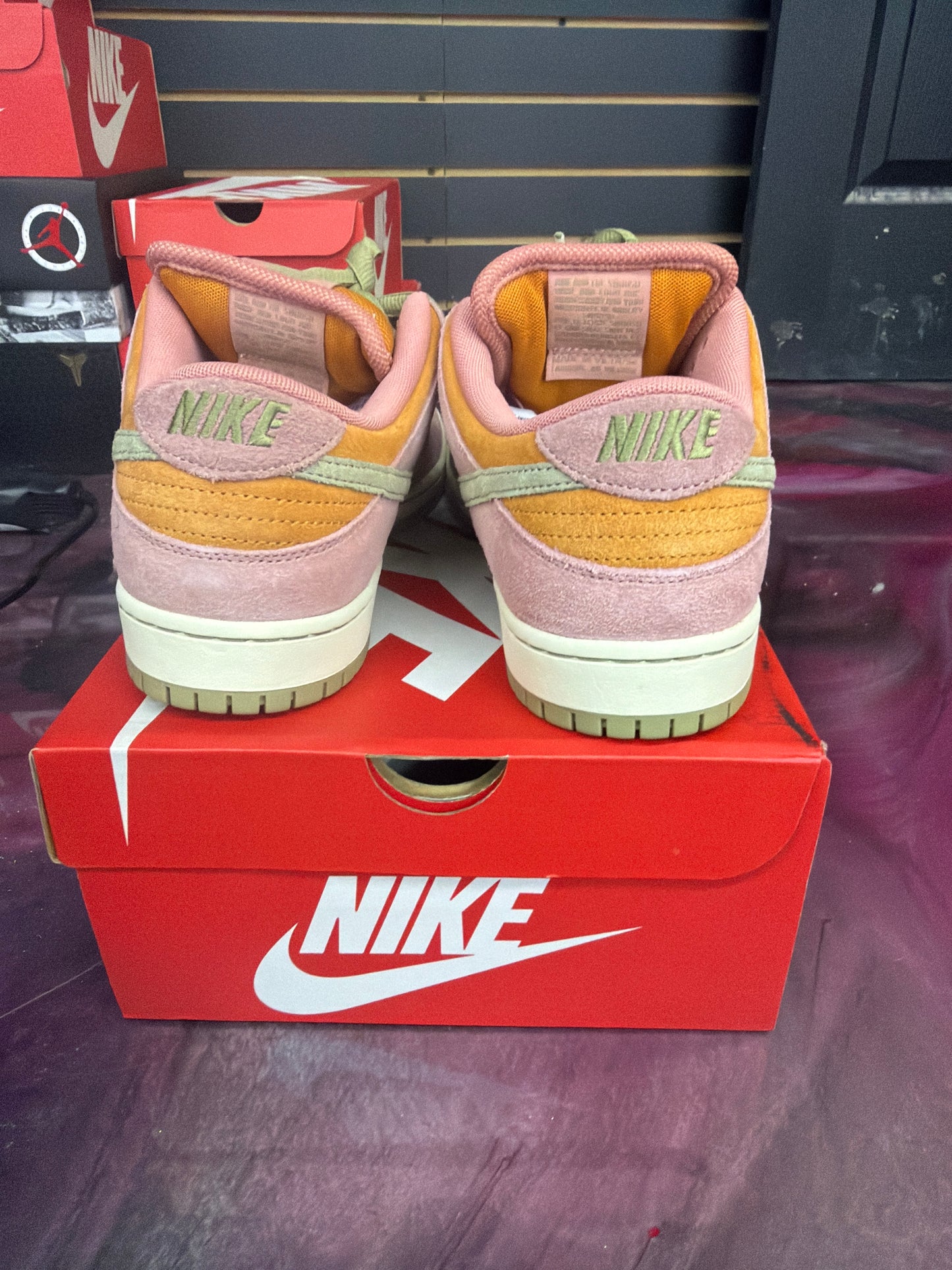 Nike SB Dunk Low Red Stardust Size 10