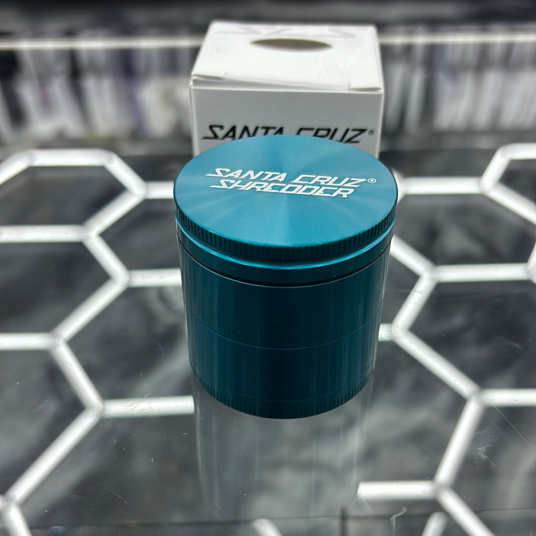 Santa Cruz shredder, blue medium grinder