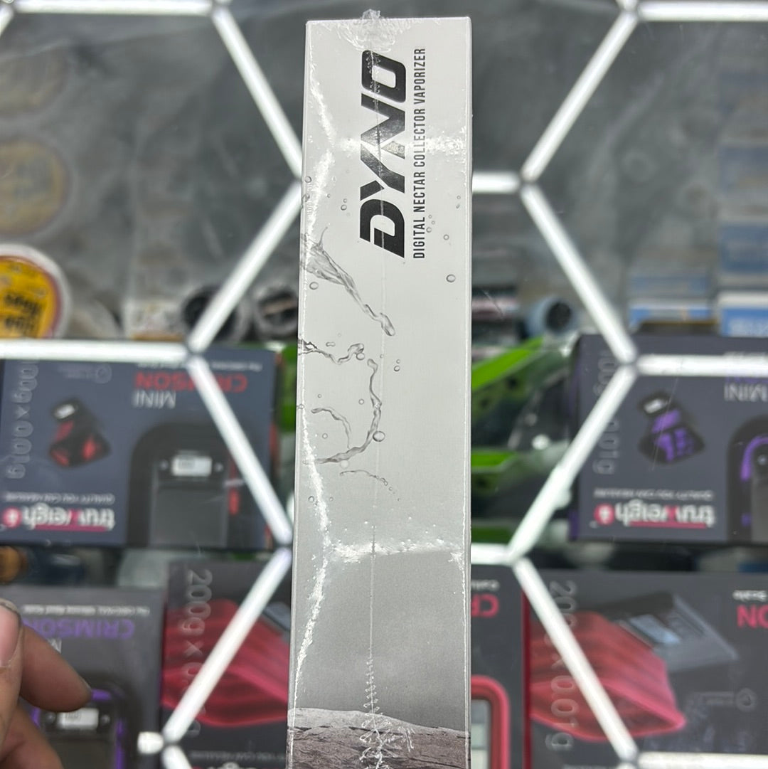 Yocan dyno digital nectar, collector vaporizer with water function perk black