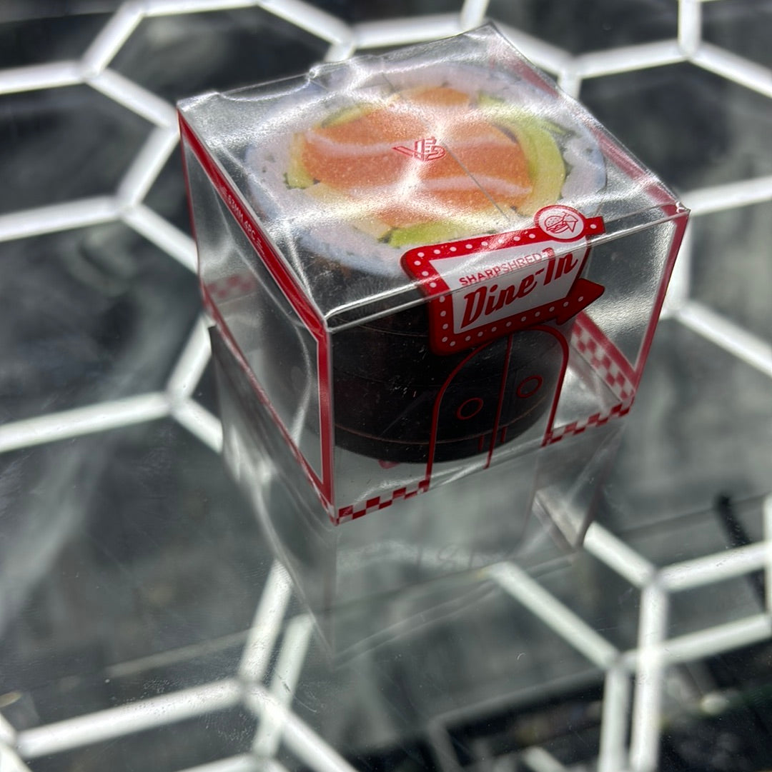 Sharpshred dine in grinder sushi roll