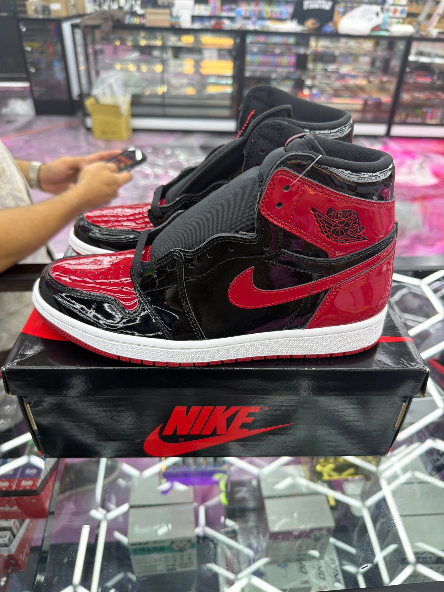 Air Jordan 1 Patent Bred Sz 9.5