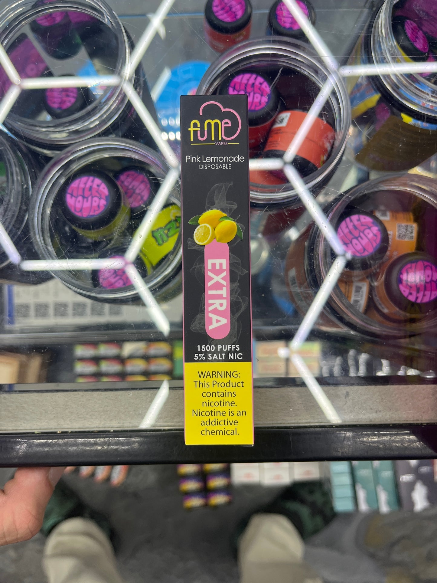 Fume extra pink lemonade disposable