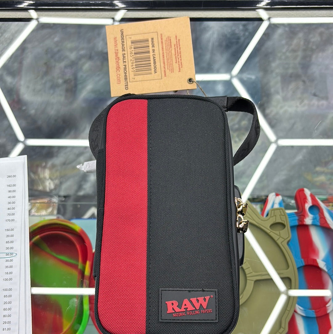 Raw pouch red/black