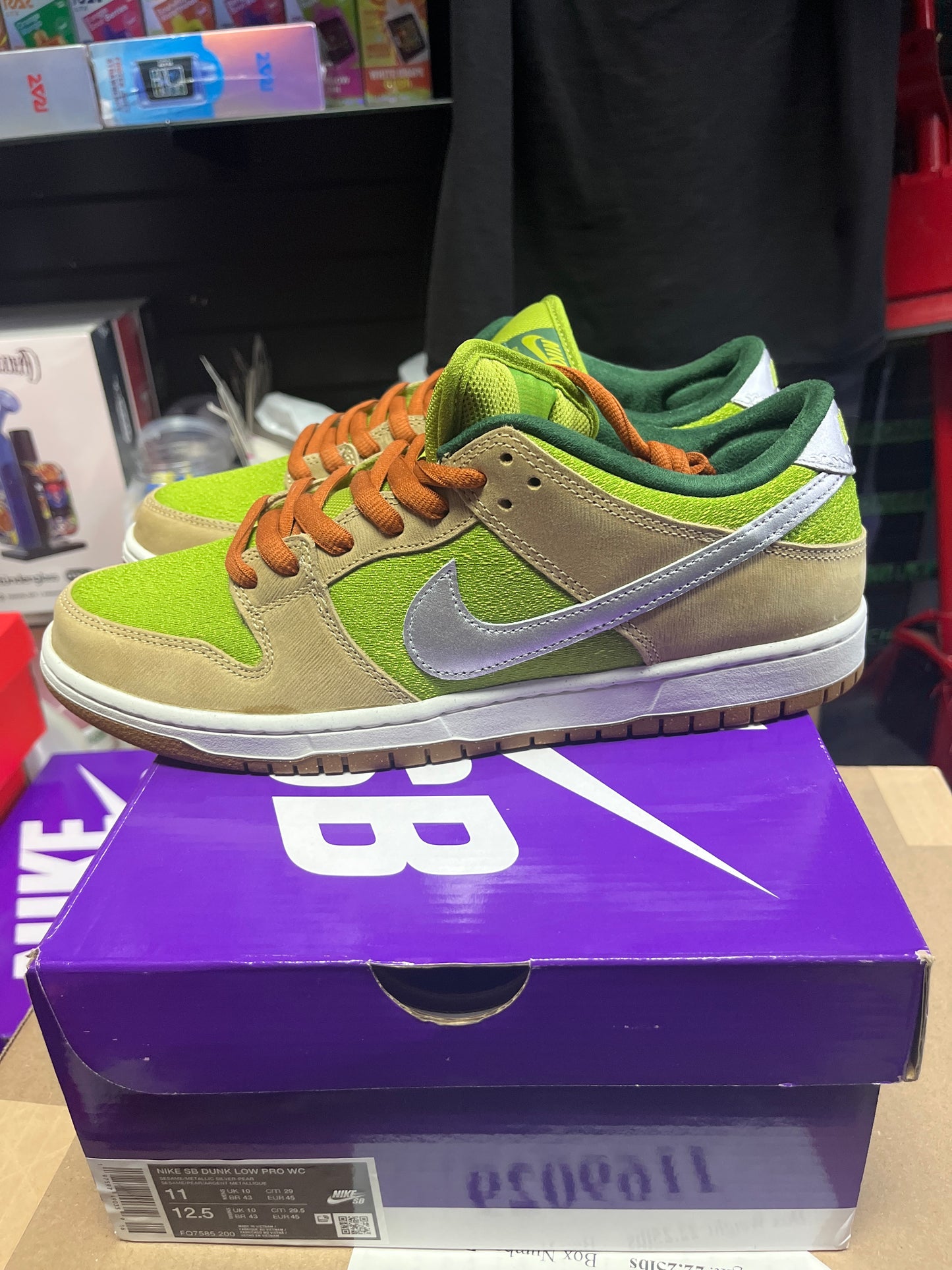 Nike sb dunk low pro wc escargot size 11