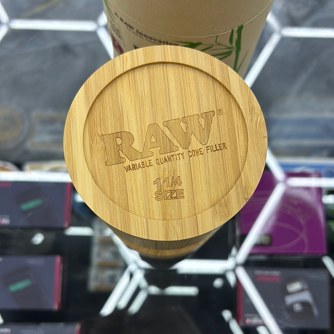 Raw 1 1/4 size cone bamboo, six shooter