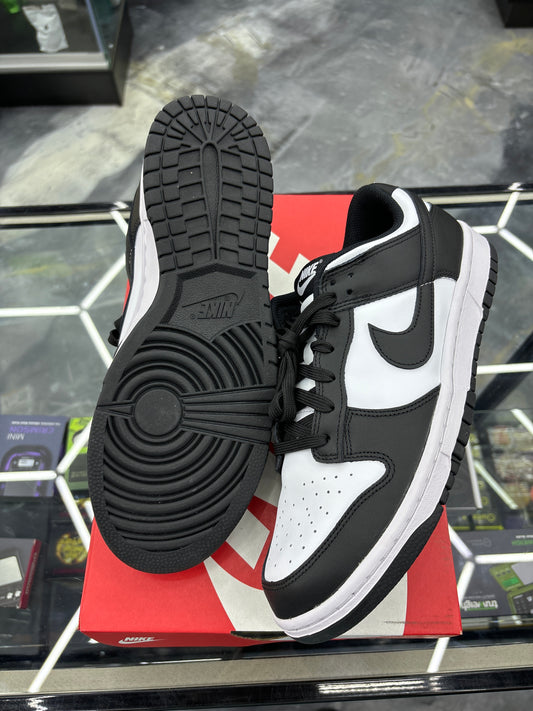 Nike dunk low retro pandas size 10.5m